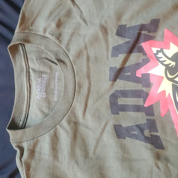 T-Shirt - Picture 2 of 2